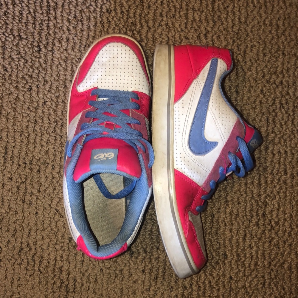 Nike Sneakers